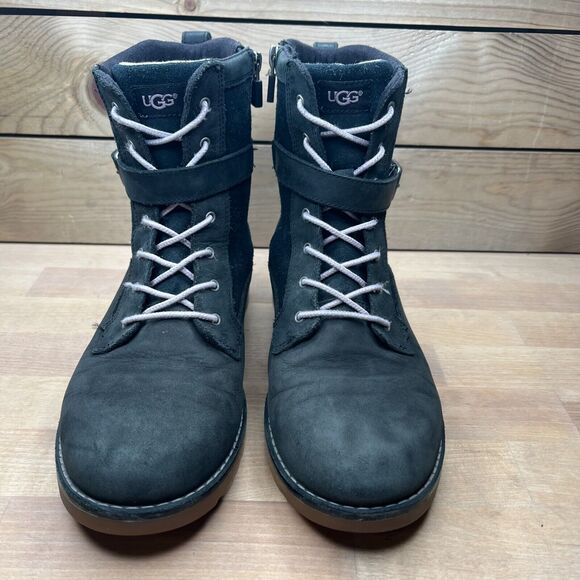 Womens UGG KOREN Black Leather Buckle Boots Size 6 - Picture 3 of 15